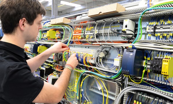 Automatikmonteur_1920px